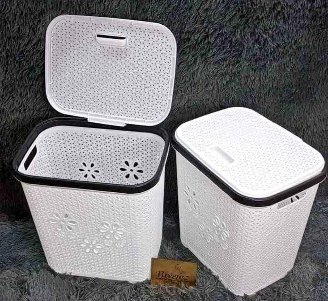 Laundry basket with lid Laundry basket